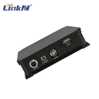 UGV جهاز إرسال فيديو لاسلكي تناظري NTSC PAL COFDM QPSK AES تشفير منخفض تأخير تيار مستمر 12 فولت